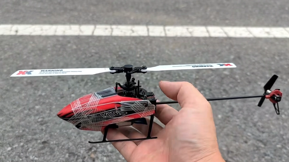 WL Tech XK K110S ブラシレスモーター ラジコ - Rc Hobby Tech のレビューと価格